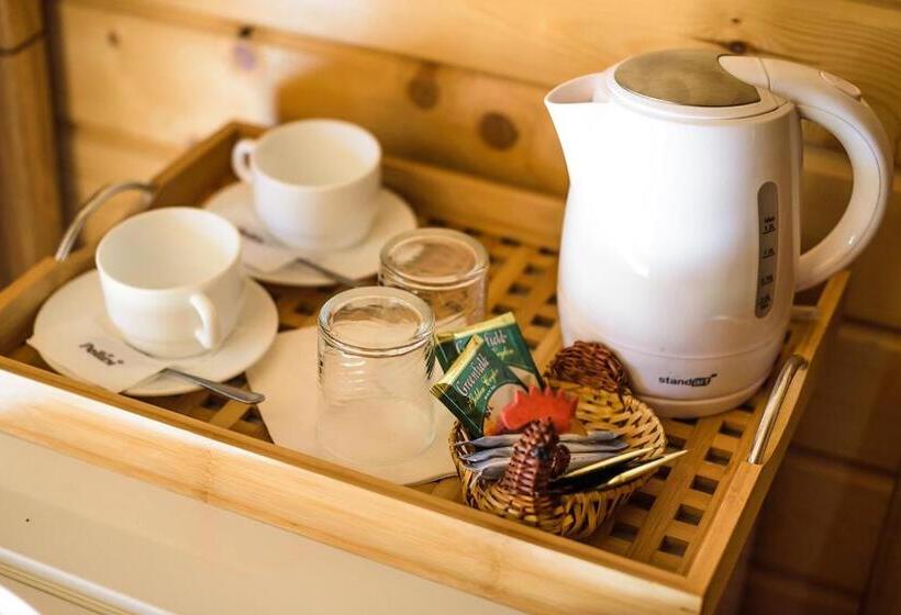 اتاق استاندارد با بالکن, Svečių Namai Smalvas