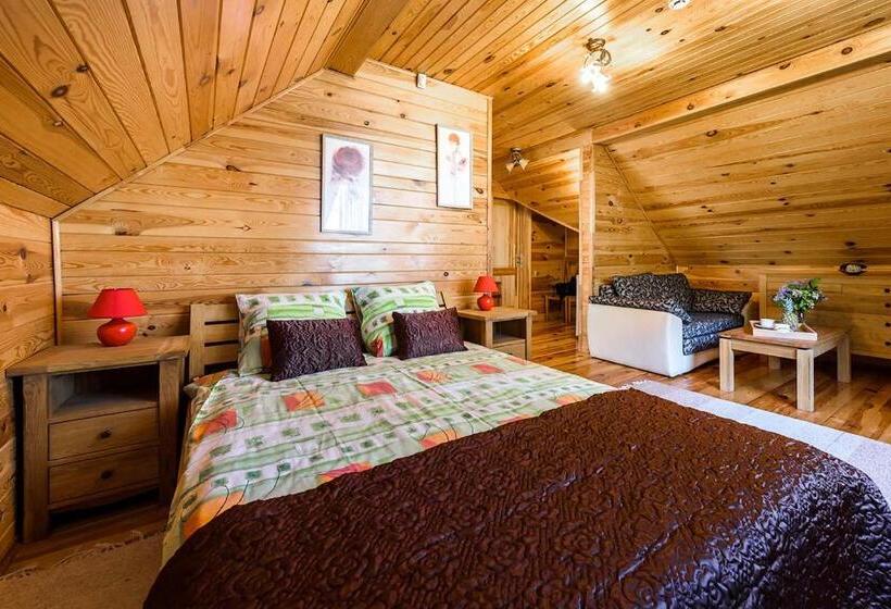 اتاق استاندارد, Svečių Namai Smalvas