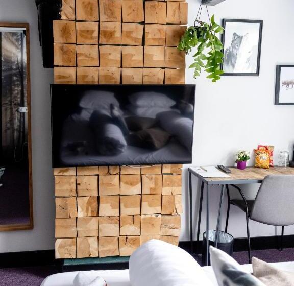 غرفة ديلوكس, Wolf Hotel Kitchen & Bar