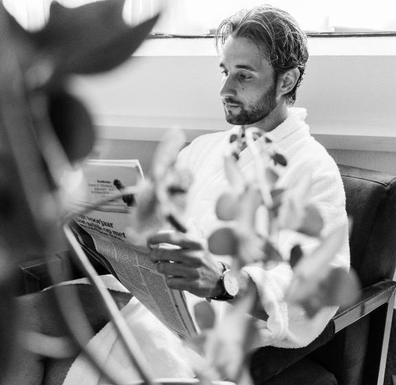 جناح سرير كينج, Wolf Hotel Kitchen & Bar