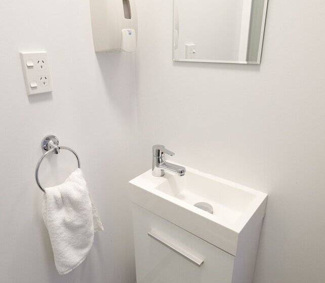 חדר סטנדרט, Haka House Auckland K Road