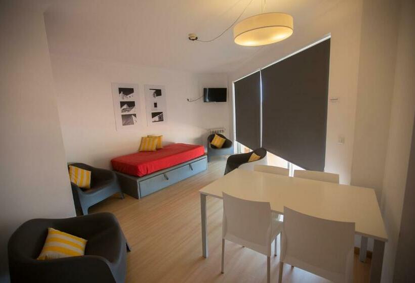 Apartamento 2 Dormitórios, Hi Santa Cruz   Pousada De Juventude