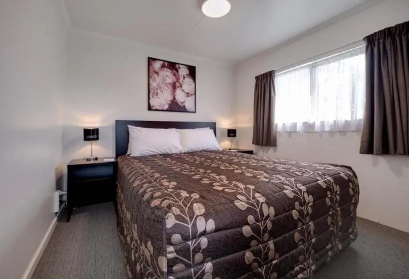 Sviitti, Anderson Park Motel