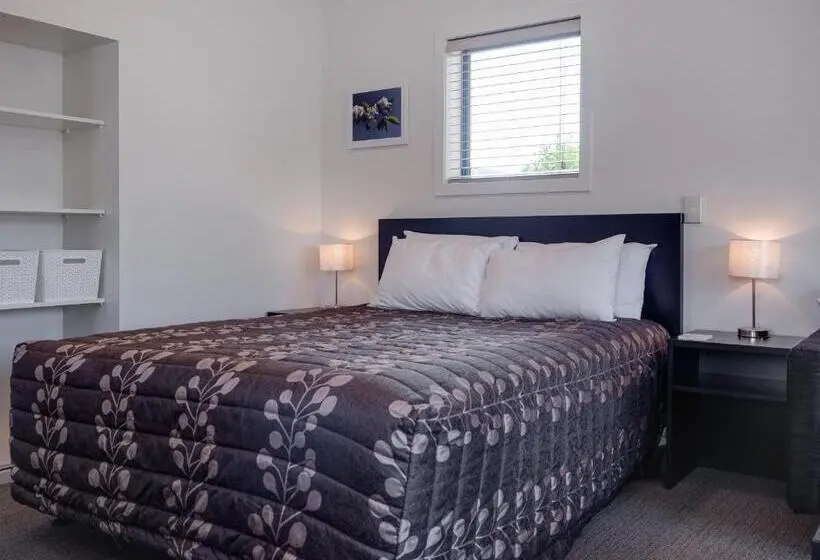 Sviitti, Anderson Park Motel