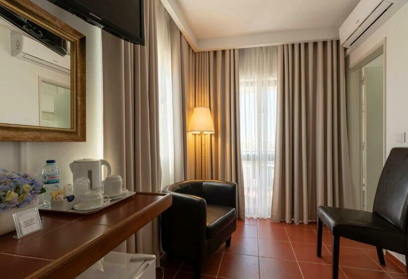 スーペリアファミリールーム, Manta Guest