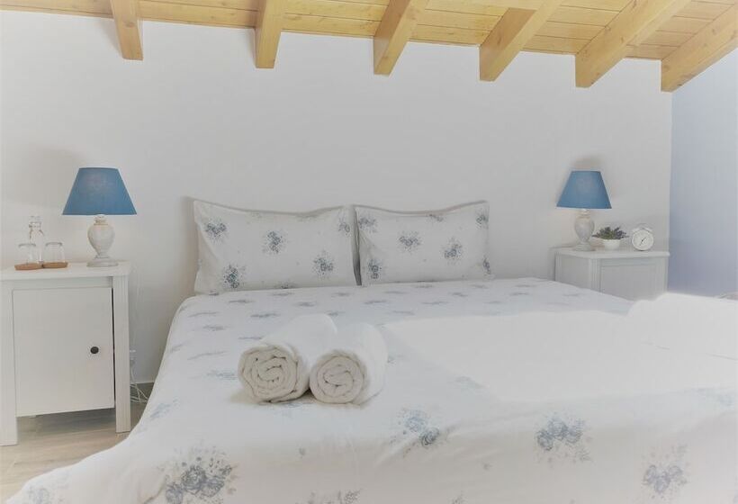 Номер Deluxe, Pure Flor De Esteva