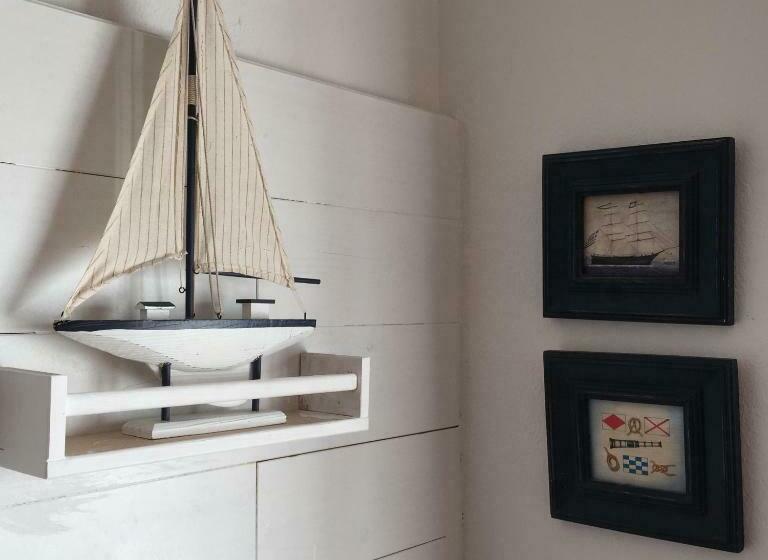 اتاق استاندارد با چشمانداز دریا, Boutique Taghostel