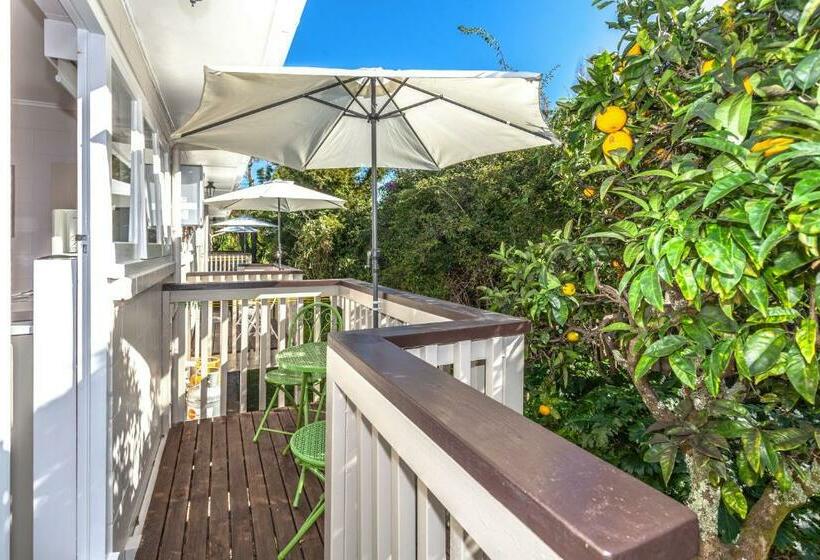 דירת חדר, Brookby Motel