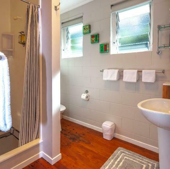 דירת חדר, Brookby Motel