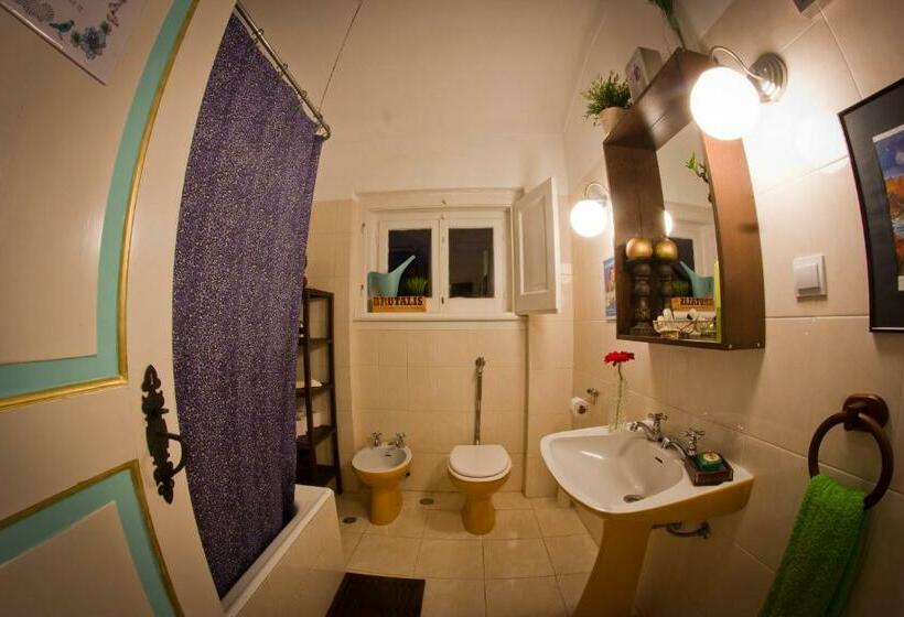 חדר סטנדרט חדר אמבטיה משותף, Cascais Boutique Hostel