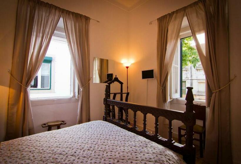 חדר סטנדרט חדר אמבטיה משותף, Cascais Boutique Hostel