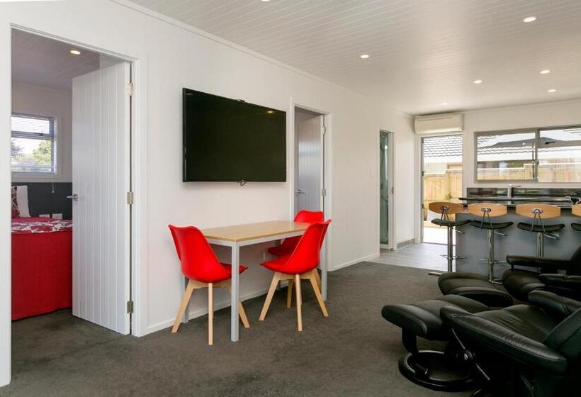 带2个卧室的公寓, Emotel