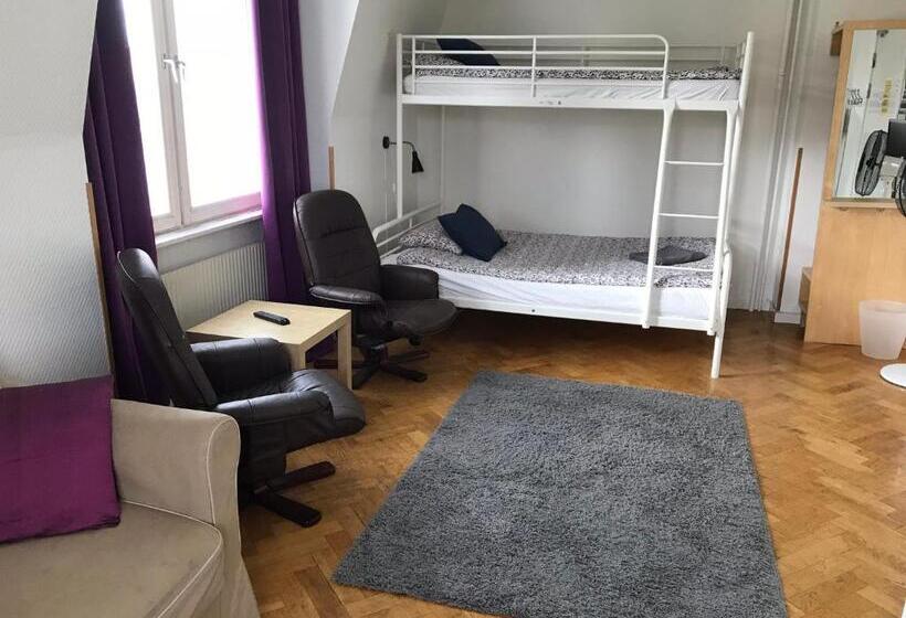 Семейный Номер, Gävle Bed & Breakfast