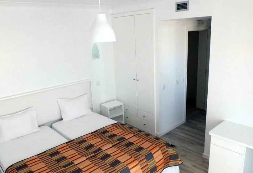 غرفة قياسية, Baleal Spot