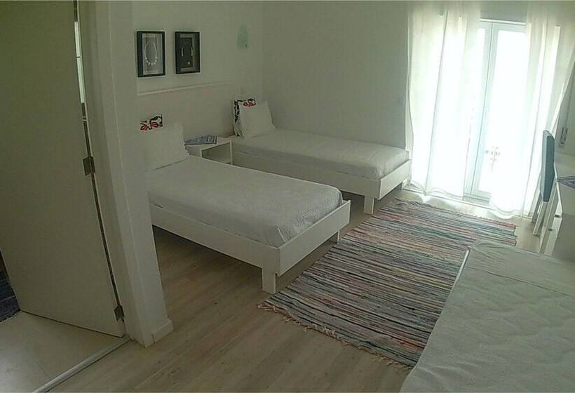 غرفة قياسية, Baleal Spot