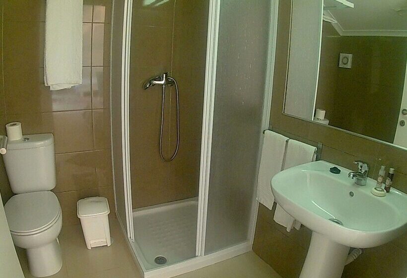 غرفة قياسية, Baleal Spot