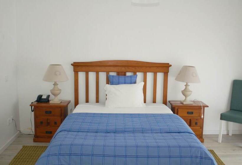 غرفة قياسية فردية, Baleal Spot