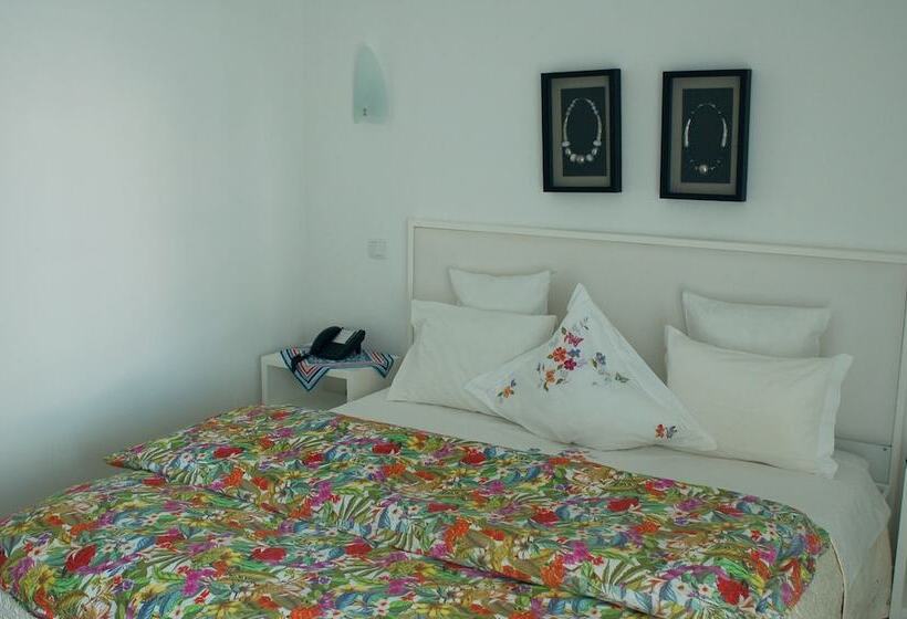 غرفة قياسية فردية, Baleal Spot