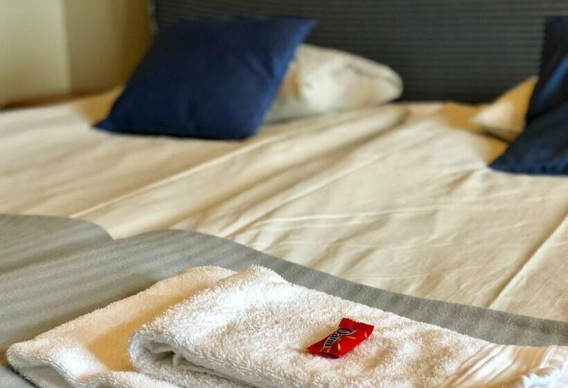 Номер Стандарт Совместная Ванная, Järnvägshotellet