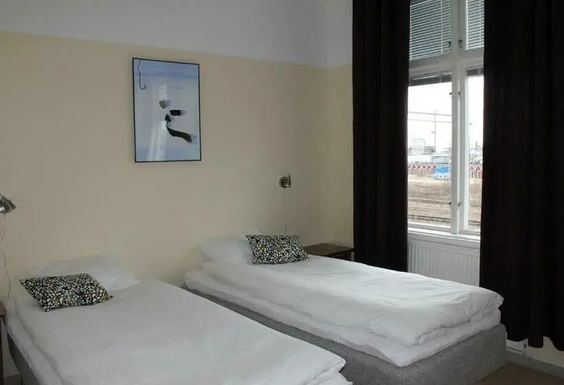 Standard-huone Jaettu Kylpyhuone, Stationshusets Hotell Och Café Fd Hotell Lilla Station