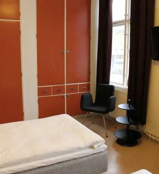 Standard-huone Jaettu Kylpyhuone, Stationshusets Hotell Och Café Fd Hotell Lilla Station
