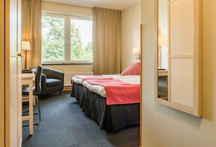 Номер Стандарт, Ringsjãƒæ’ã‚â¶strand