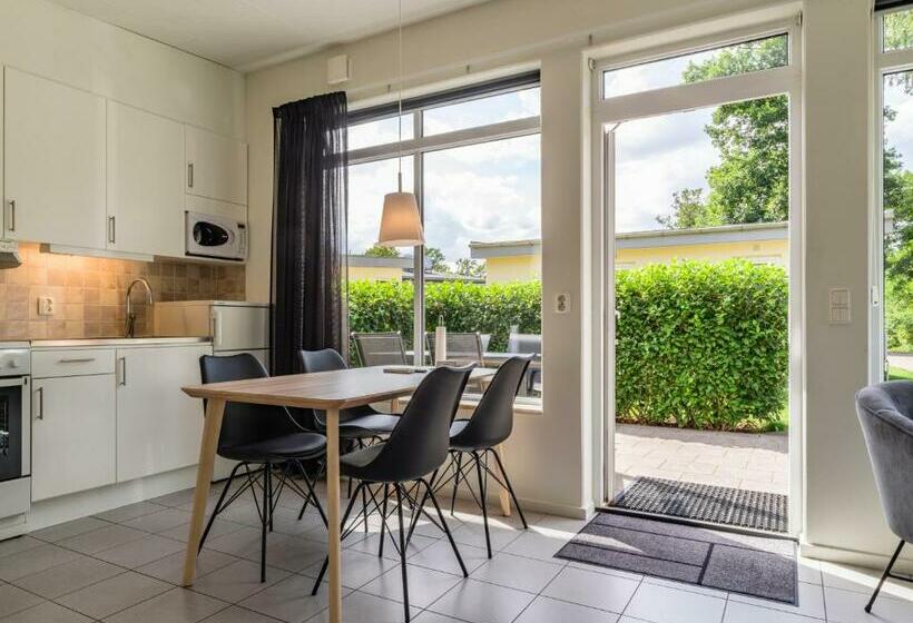 Вилла 2 Спальни, Ringsjãƒæ’ã‚â¶strand