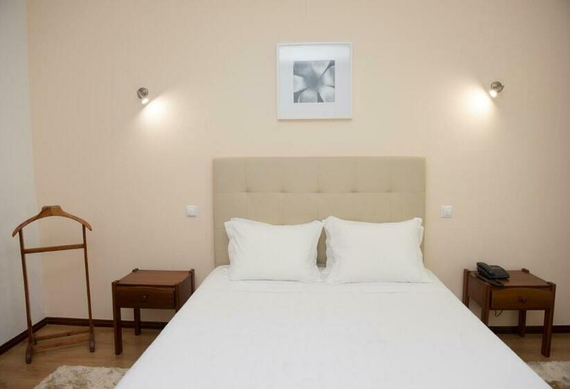 Номер Стандарт, S. Jorge