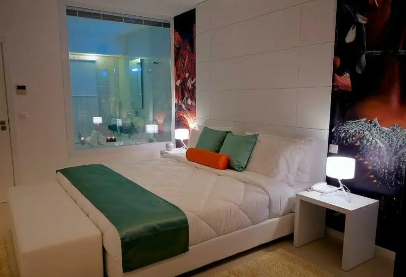バスタブ付きスタンダードルーム, Vinyl M Hotel Design Inn