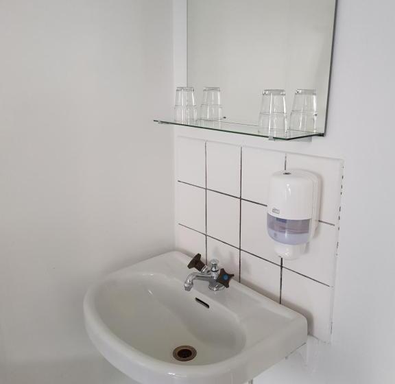 חדר סטנדרט חדר אמבטיה משותף, Lilla Hotellet