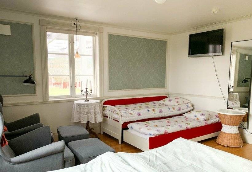 Семейный Номер, Mamma Carinas Pensionat B&b