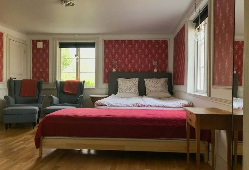 Семейный Номер, Mamma Carinas Pensionat B&b