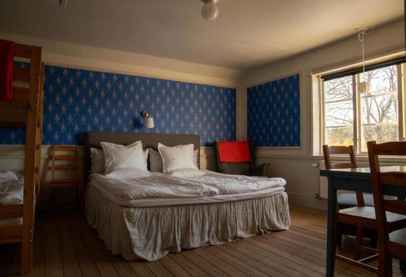 Семейный Номер, Mamma Carinas Pensionat B&b