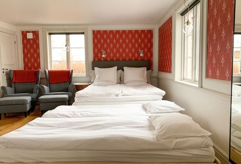 Семейный Номер, Mamma Carinas Pensionat B&b