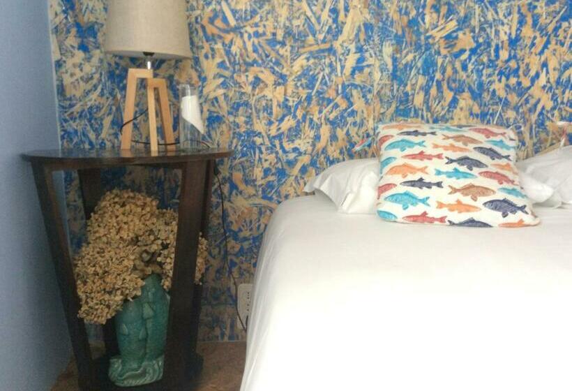 اتاق خانوادگی, Marina Lounge Hostel