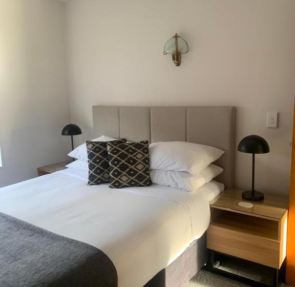 דירת חדר, Apex Motorlodge