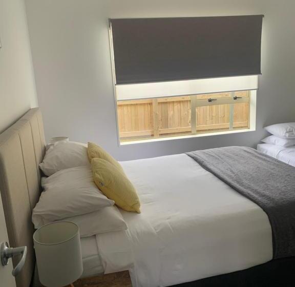 דירת חדר, Apex Motorlodge