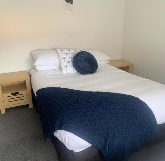 דירת שני חדרים, Apex Motorlodge