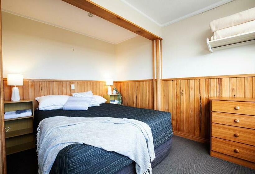 Семейные Апартаменты, Punakaiki Beachfront Motels