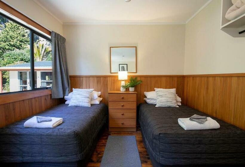 Семейные Апартаменты, Punakaiki Beachfront Motels