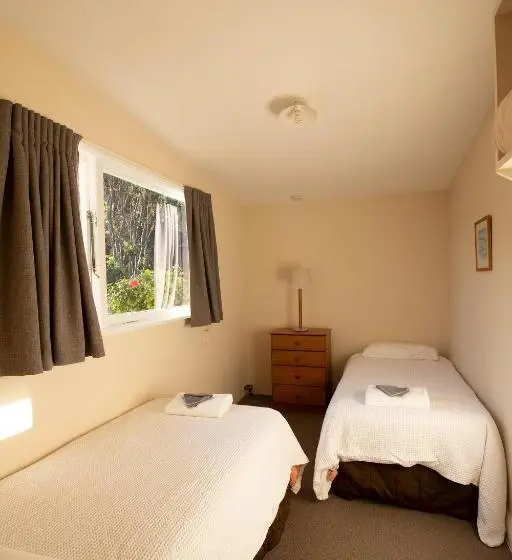Talo 2 Makuuhuonetta, Punakaiki Beachfront Motels