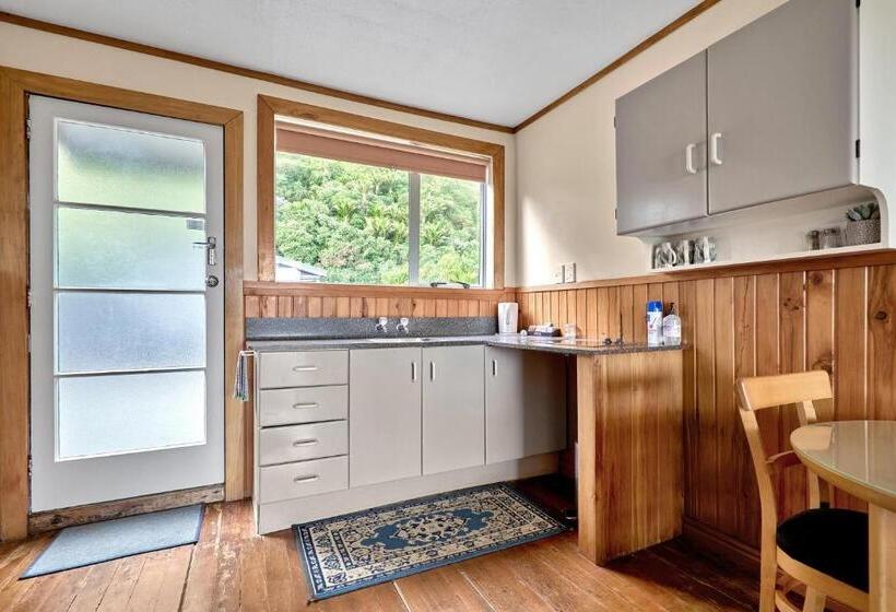 Студио Стандарт Вид на Сад, Punakaiki Beachfront Motels