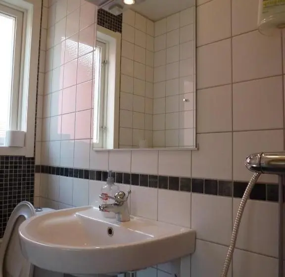 スタンダードトリプルルーム, Sven Fredriksson Bed & Breakfast