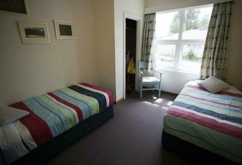 اتاق استاندارد با سرویس بهداشتی مشترک, Tailor Made Tekapo Accommodation Hostel