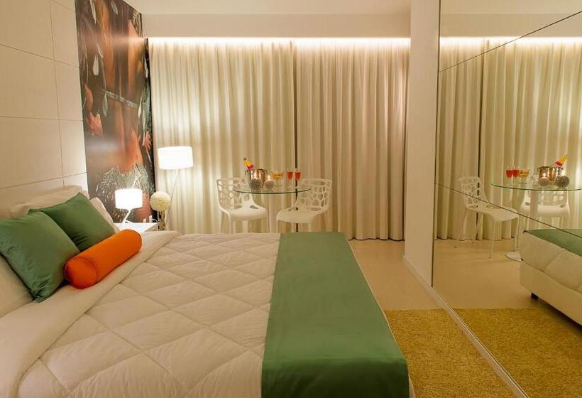 חדק דלוקס עם ג'קוזי, Vinyl M Hotel Design Inn