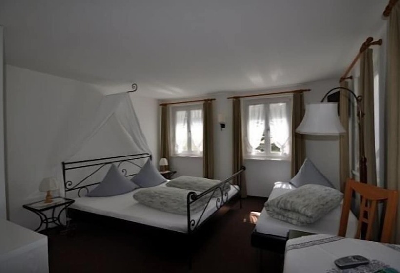 חדר סטנדרט לשלושה, Gasthaus Skiklub