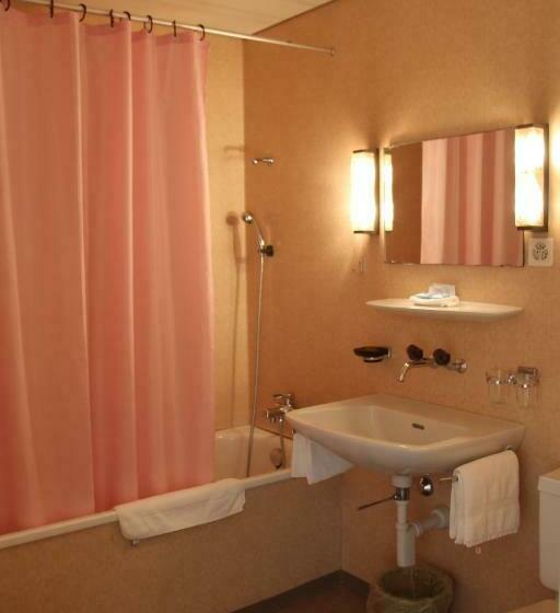 חדר קומפורט, Gasthaus Zum Kreuz