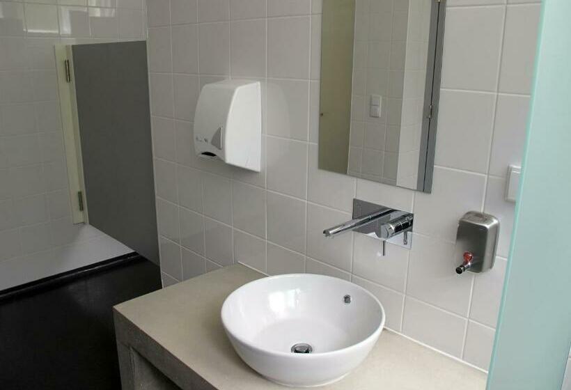 تختخواب در اتاق مشترک, Azores Youth Hostels Sao Miguel