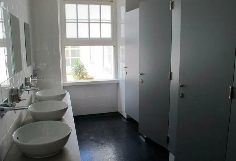 Vuode Makuusalissa, Azores Youth Hostels Sao Miguel