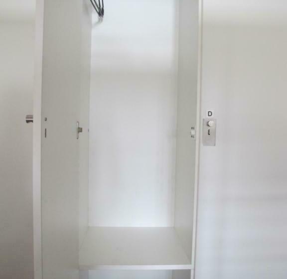 تختخواب در اتاق مشترک, Azores Youth Hostels Sao Miguel